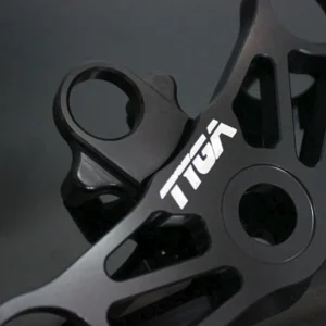 Triple Clamp Set, CNC Black, CBR600RR Forks to fit CBR250RR MC22