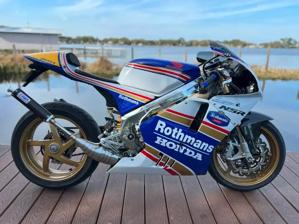 1 Mike Warren Honda NSR250 Rothmans