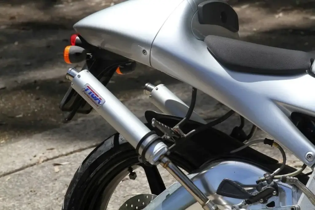 9 Aprilia RS250 TYGA Side by Side Exhausts