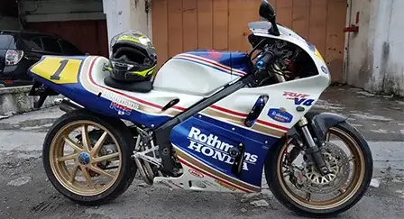 TYGA RYDAS' Honda RVF400 NC35 13 Andri Setiawan Honda RVF400 NC35 Rothmans