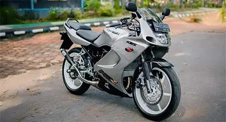 TYGA RYDAS' Kawasaki KRR150 1 tmxptra Kawasaki KRR150ZX