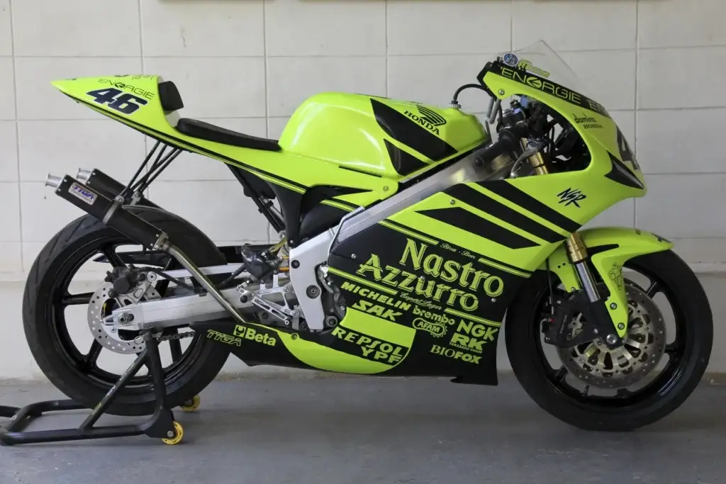 1 Honda NSR250 MC18 Rossi Test