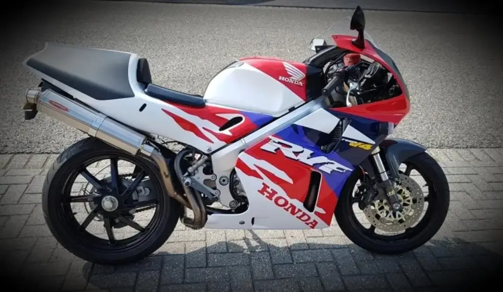 1 Jason Honda RVF400 NC35