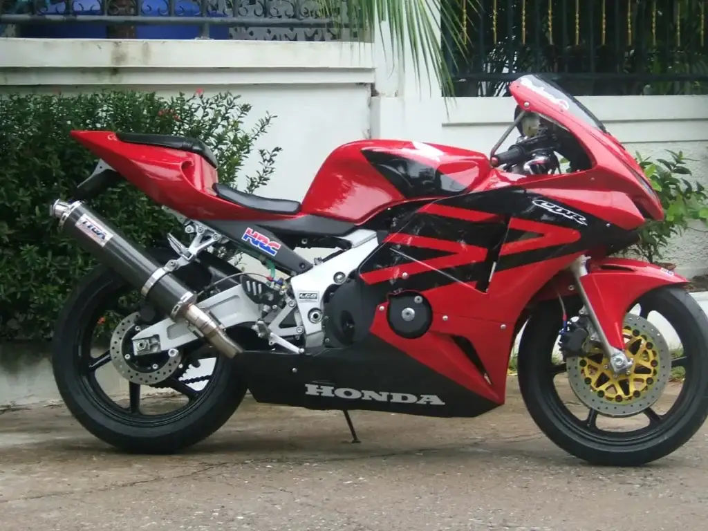 1 NC29 CBR400RR HRC Scheme Red