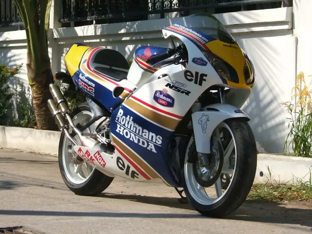 1 Rothmans TYGA MC21 March 2006