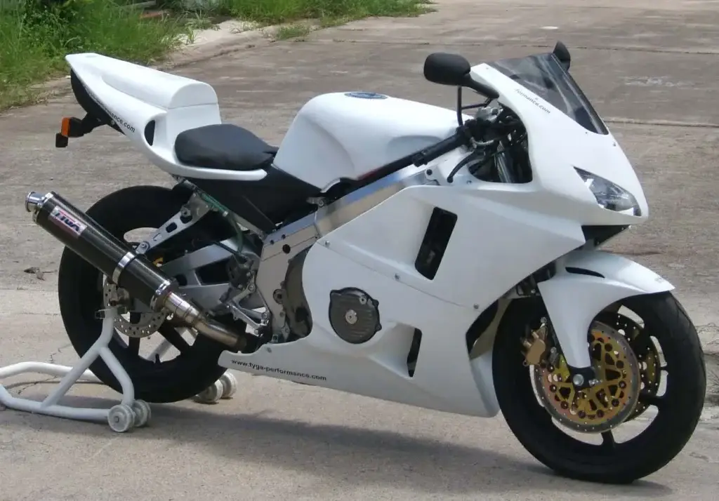 1 TYGA T9 NC23 CBR400RR