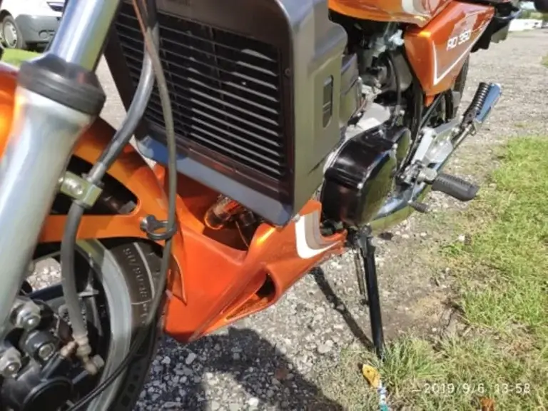 5 Rodney Yamaha RD350LC 4LO