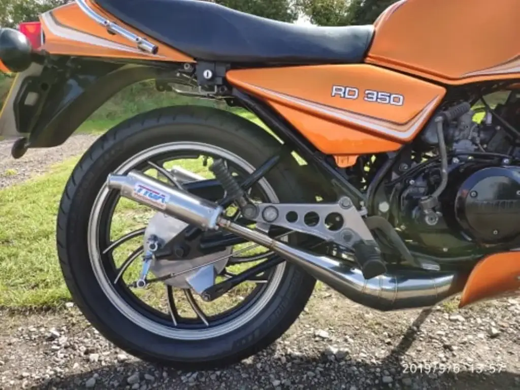 6 Rodney Yamaha RD350LC 4LO