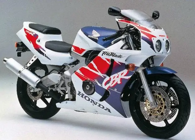 HONDA CBR400RR NC29