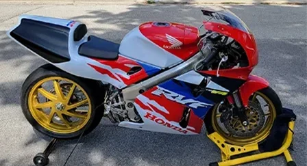 TYGA RYDAS' Honda RVF400 NC35 2 JefferyRVF400 NC35021tygarydas448