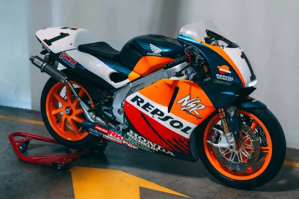 Alvin Honda NSR250 MC28 SP Repsol01