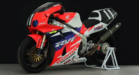 Home 36 Honda RVF750 RC45 pj0111thumb