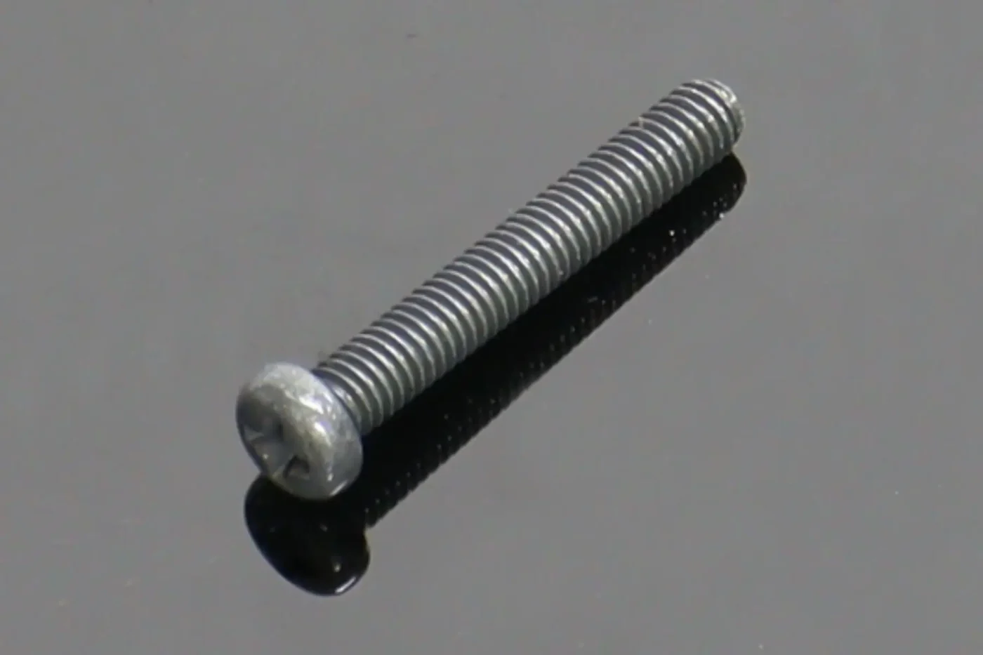 Screw, Pan 4x28