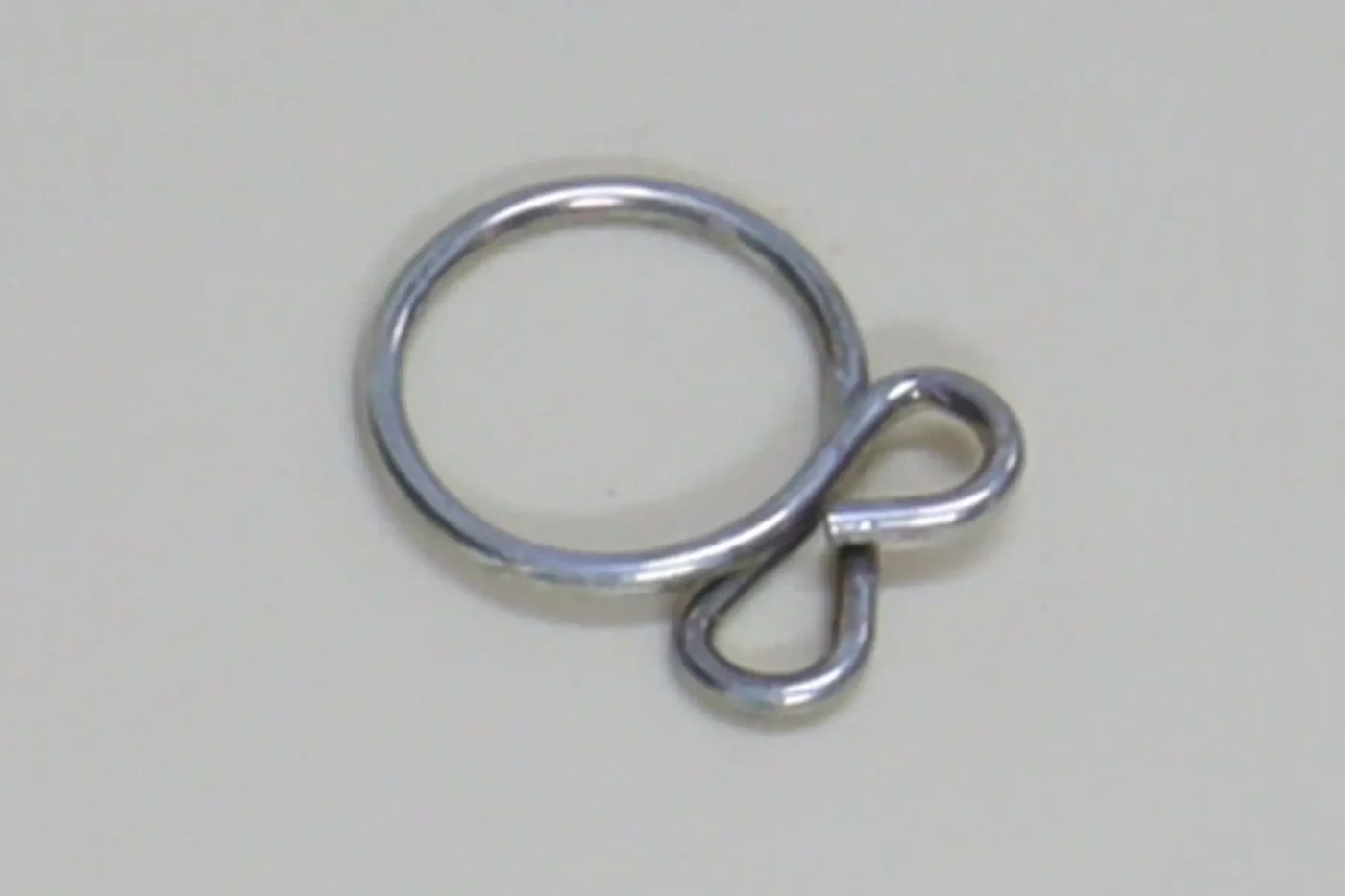 Clip, B10 Tube