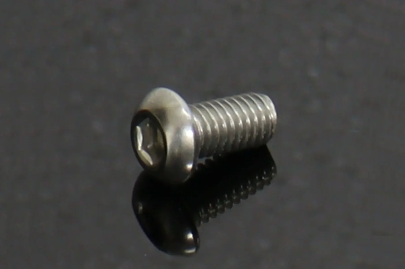 Bolt, Button head, M6x12 (Stainless)