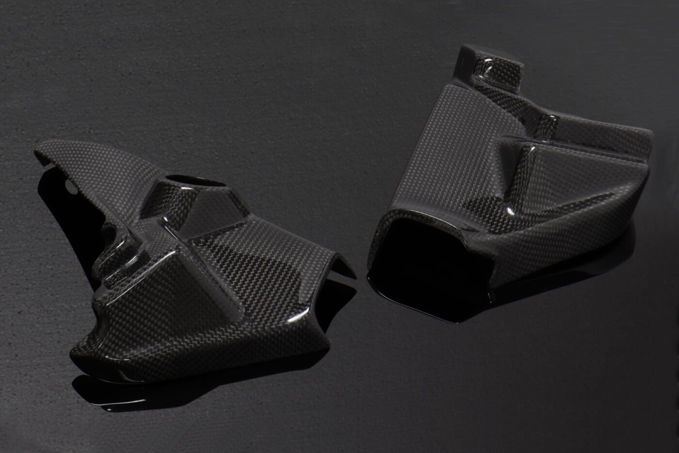 Headstock/Ignition Lock Covers, Carbon, 1985-2007 V-Max