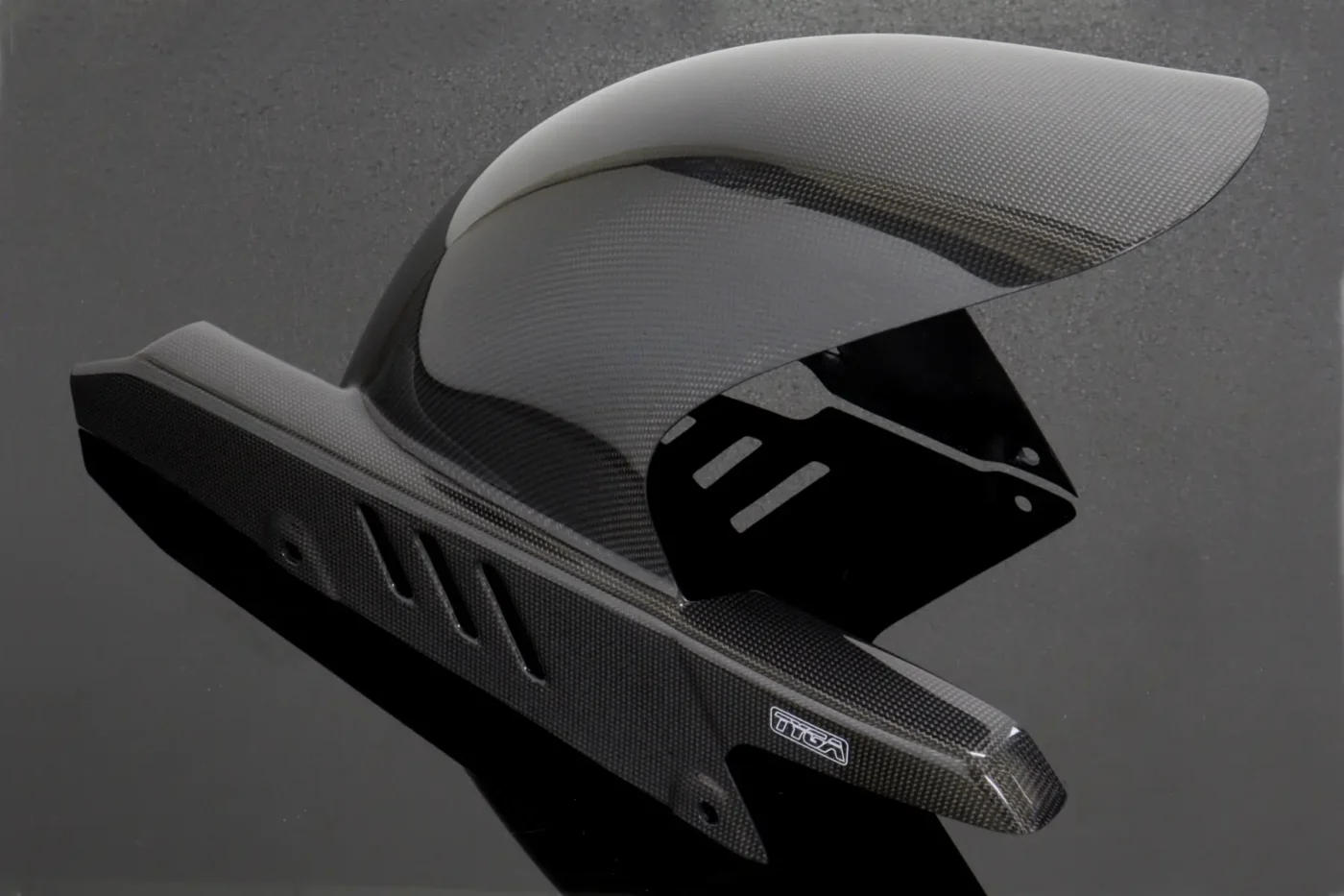Rear Hugger/Chain Guard, Carbon, VJ21 RGV250