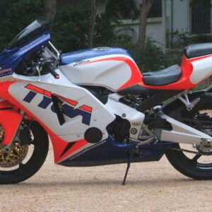 Rear Hugger, Carbon, NC29 CBR400RR Rear Hugger, RC211V style