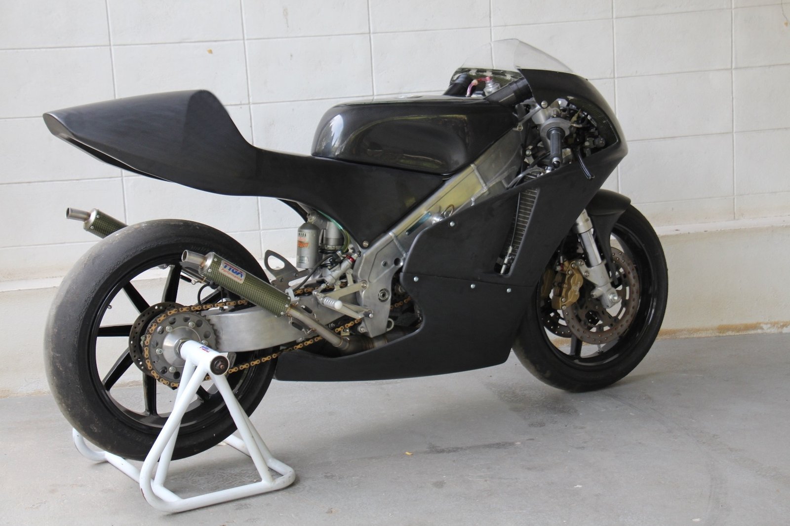 bpfs018904a.JPG