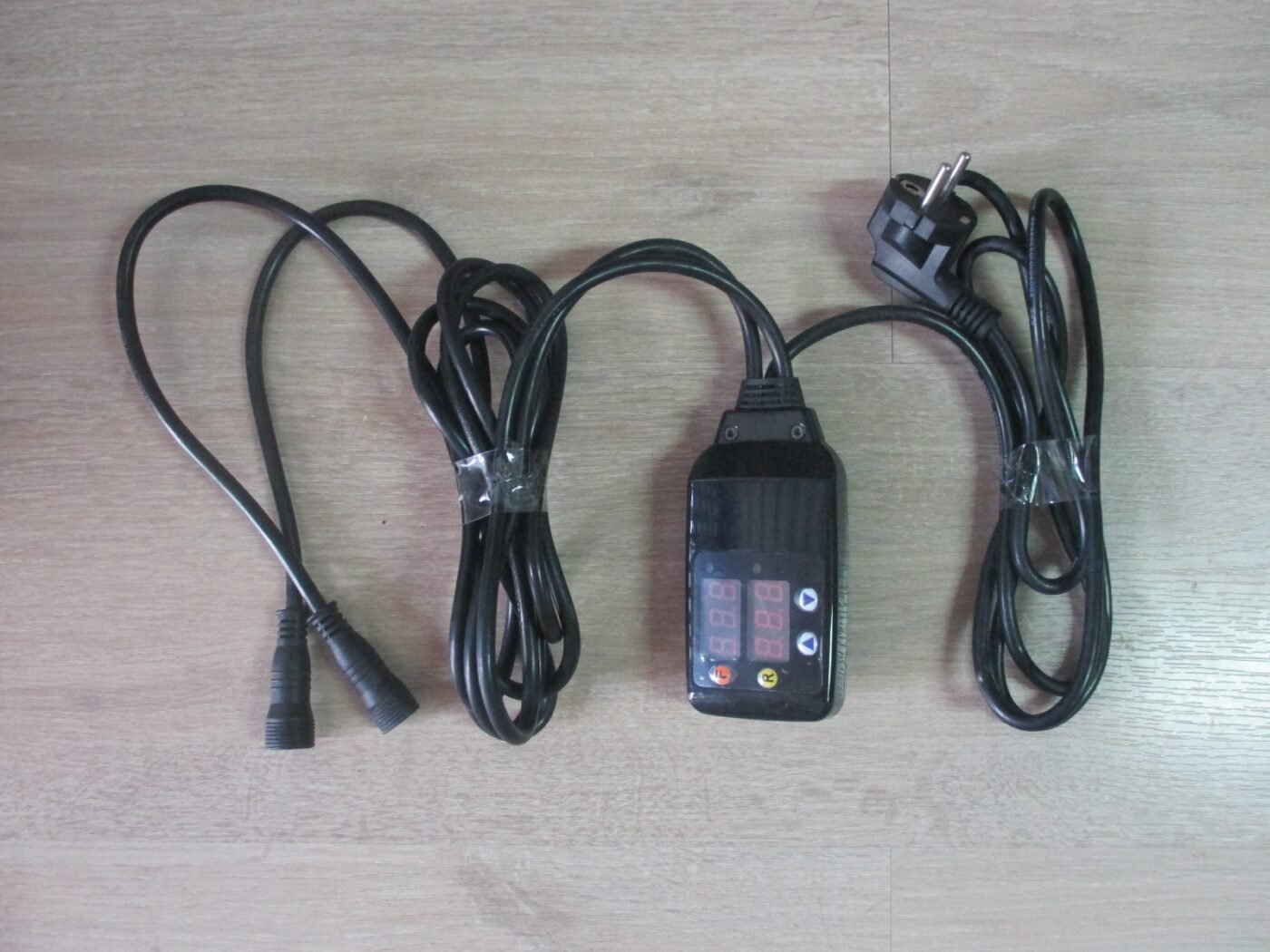 Power Controller, Tyre Warmer
