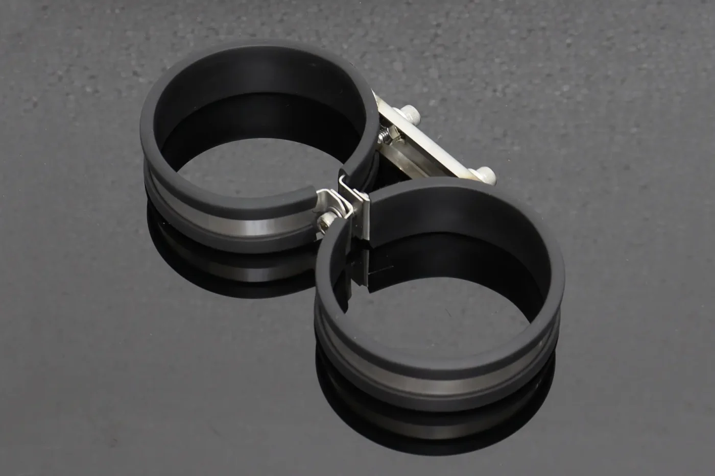Clamp, Silencer, Twin Stack, Hi Level, Carbon, Assy.