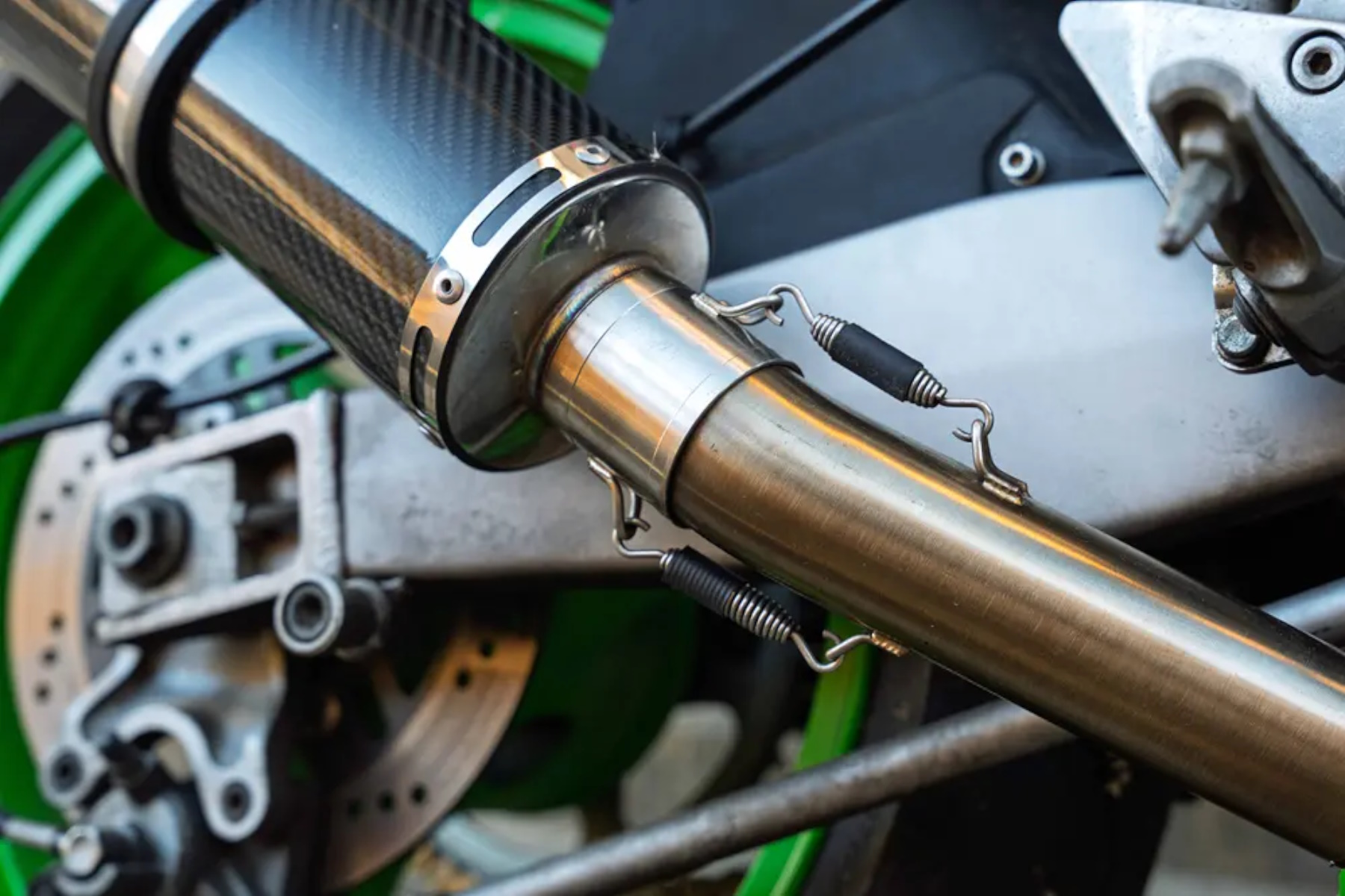 Set, Pipe, Stainless, Full Race System, Round Carbon Silencer