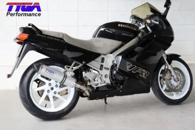 Set, Pipe, R.H Exit, Full Race System, RC36-1, Round Aluminium Silencer/Carbon End Cap
