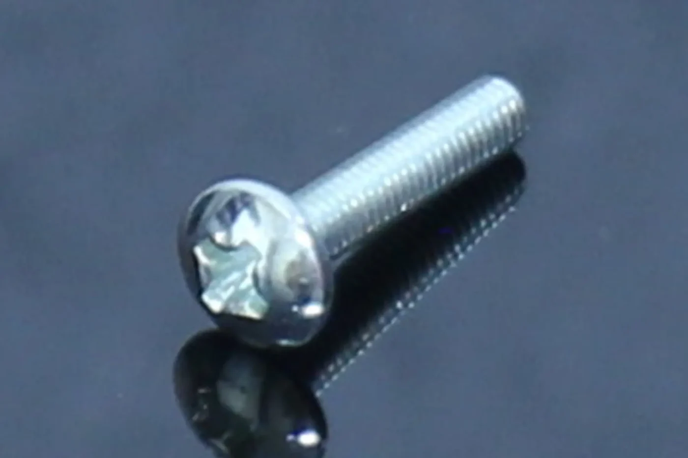 Domehead Bolt M3x15