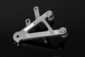 Tyga Step Kit Replacement Right Side Hanger, MC21, Assy.