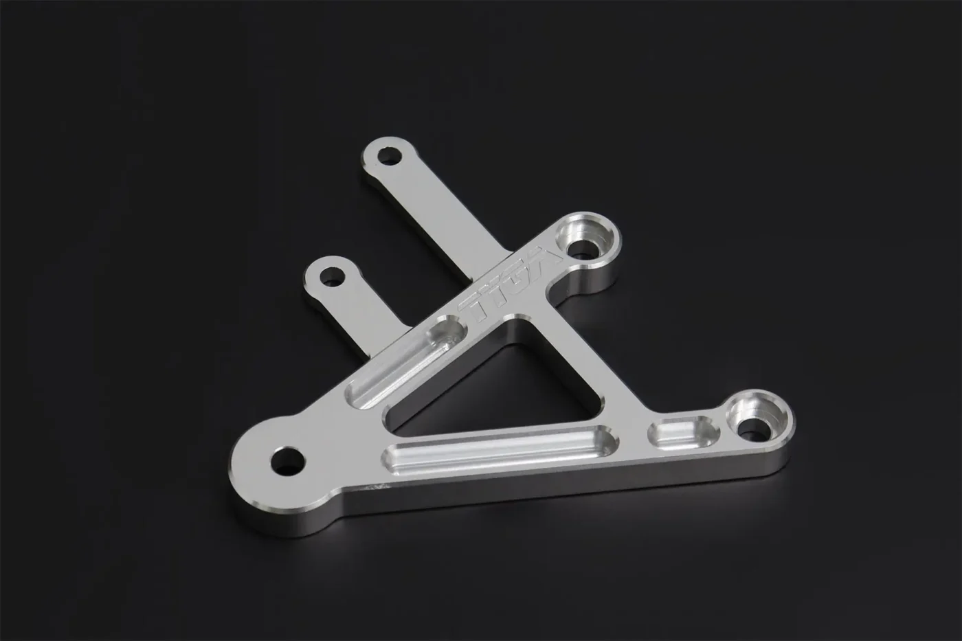Tyga Step Kit Replacement Right Side Hanger, NC30/35. (Clearout)