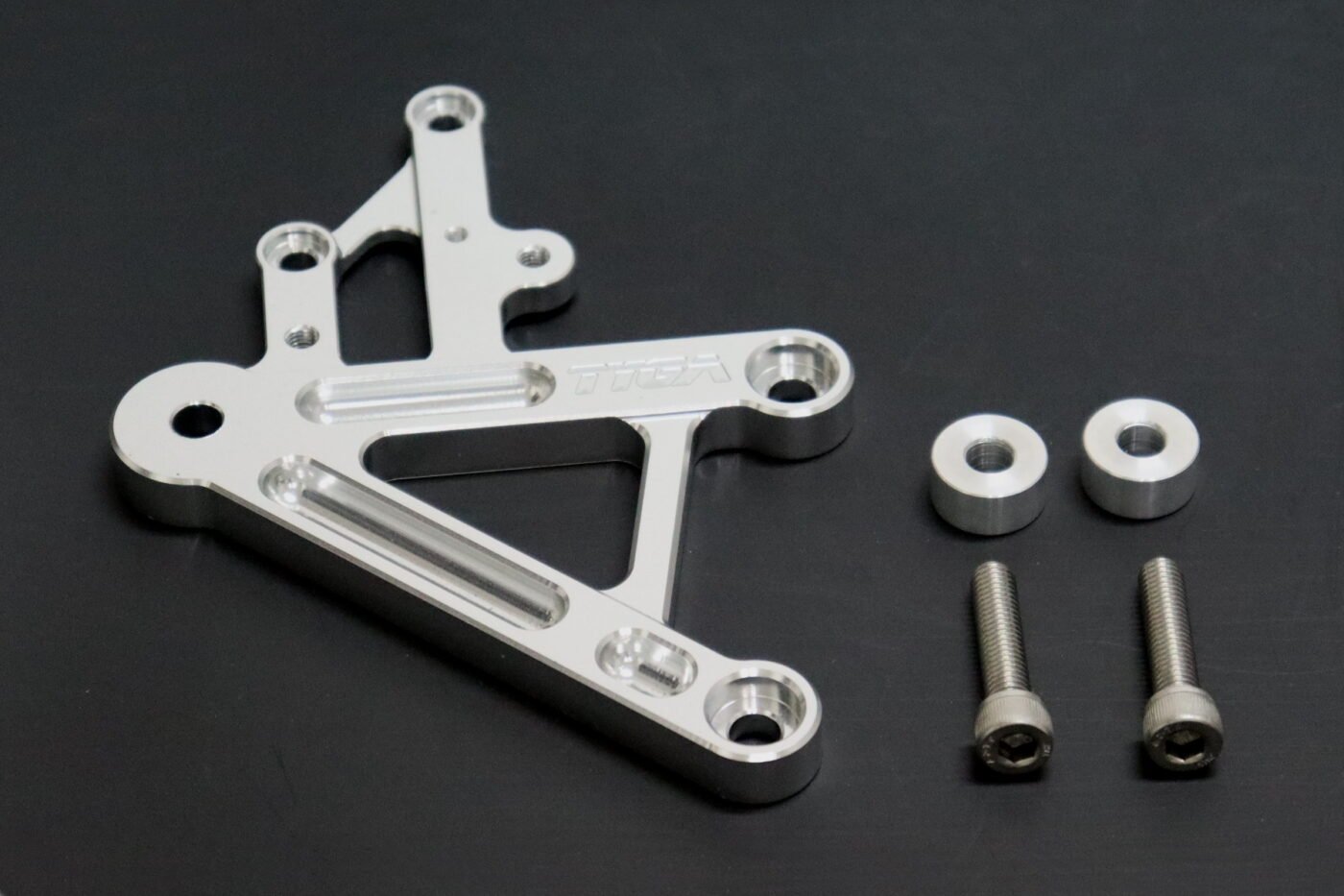 Tyga Step Kit Replacement Right Side Hanger, VFR750, RC36-2