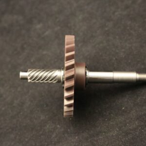 Water Pump Shaft/Gear, MC28