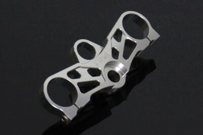 Top Triple Clamp Set, CNC Silver, RGV250 VJ22