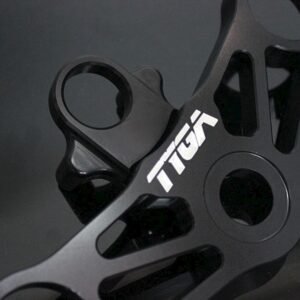 Triple Clamp Set, CNC Black, CBR600RR Forks to fit CBR250RR MC22