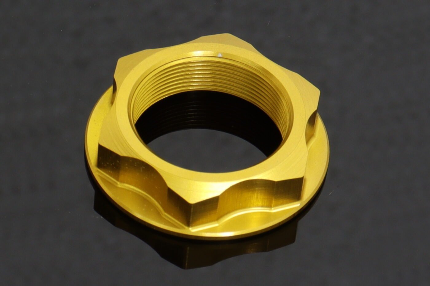 Top Triple Clamp Nut, Gold, GSXR (M28x1)