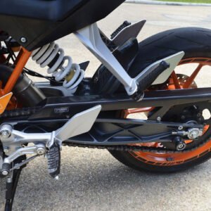 Chain Guard, Carbon, KTM125, 200, 250 and 390 Duke