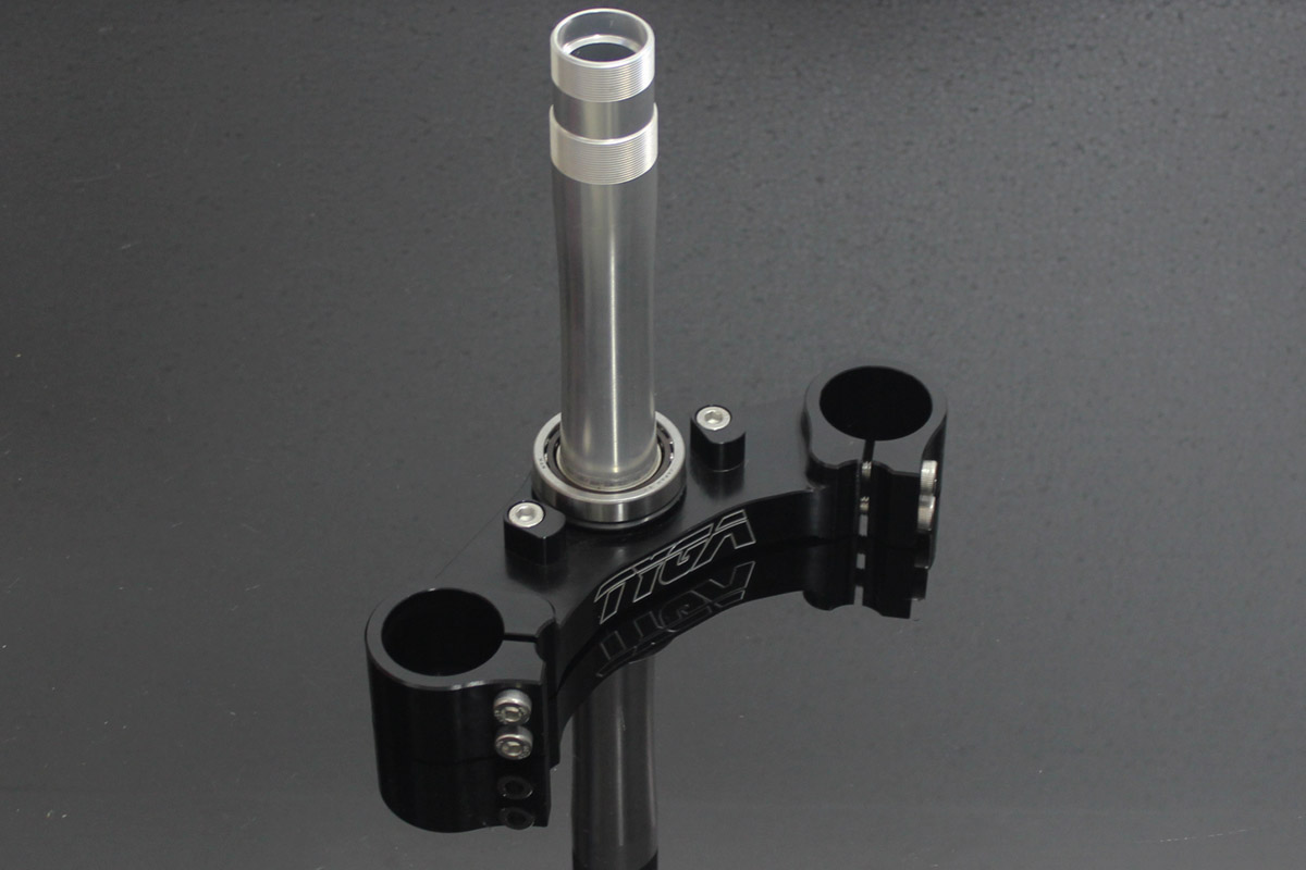 Lower Triple Clamp, CNC Black, Honda VFR400R/NC30