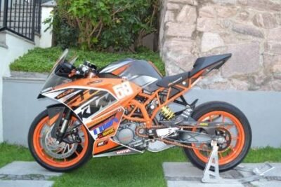Mauricio's KTM RC200