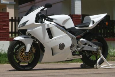 NC23 CBR400RR Bodywork