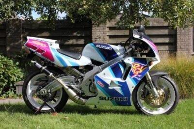TYGA RYDAS Suzuki RGV250