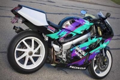 John's RVF400 NC35 "HKS"