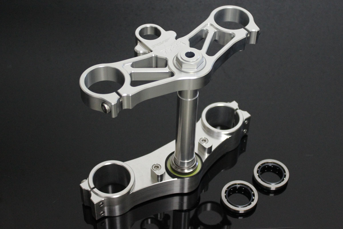 Triple Clamp Set, CNC Silver, RVF400 NC35