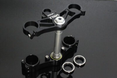 Triple Clamp Set, CNC Black, CBR600RR Forks to fit RVF400 NC35