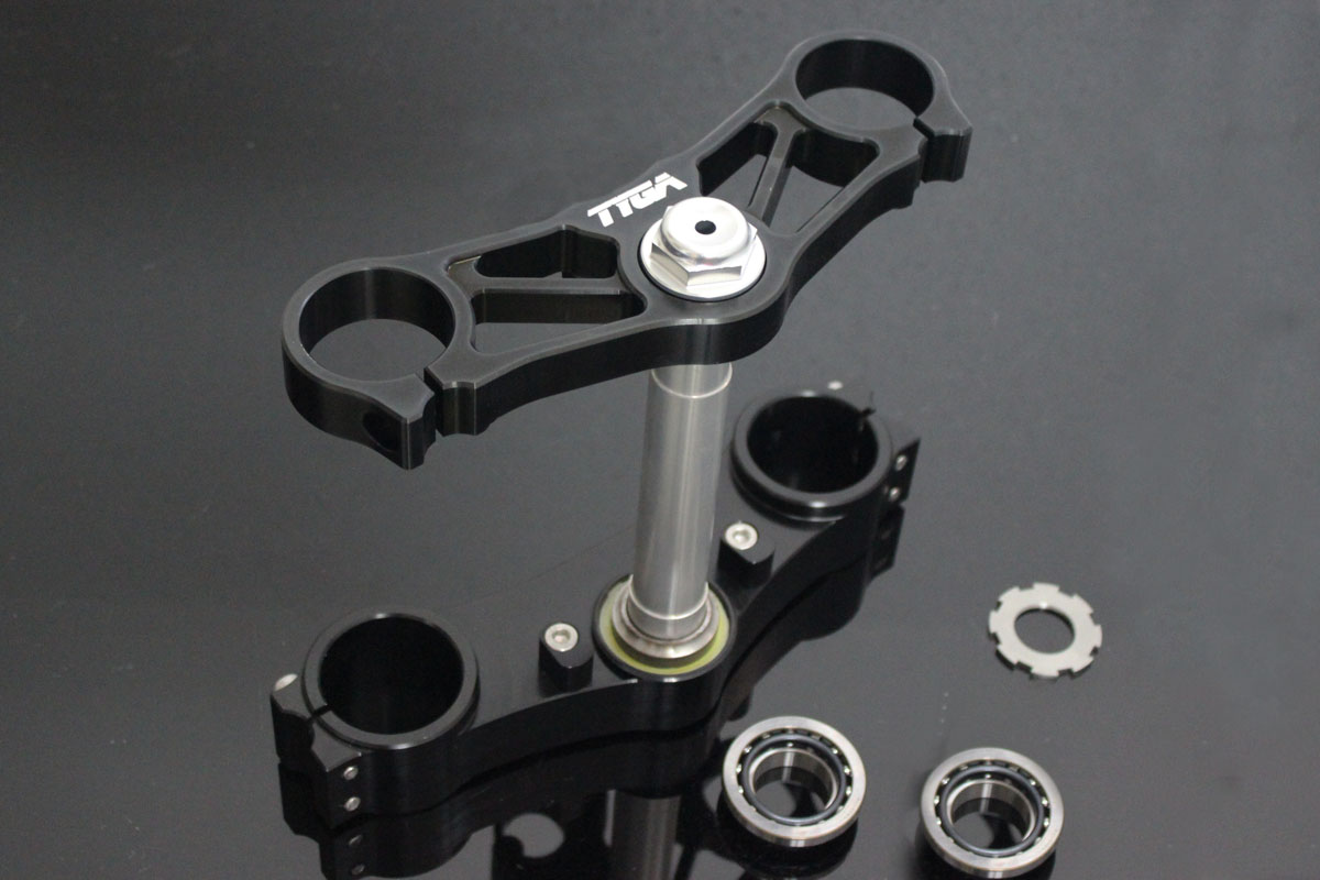 Triple Clamp Set, CNC Black, CBR600RR Forks to fit MC28