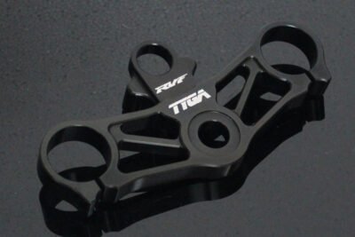 Top Triple Clamp Set, CNC Black, RVF400 NC35
