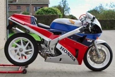 TYGA RYDAS RC30 Tribute Builds